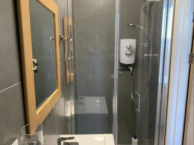 Classic Quadruple room