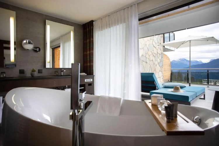 Crans Ambassador
