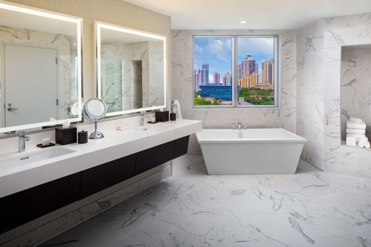 Hilton Aventura Miami photo 12