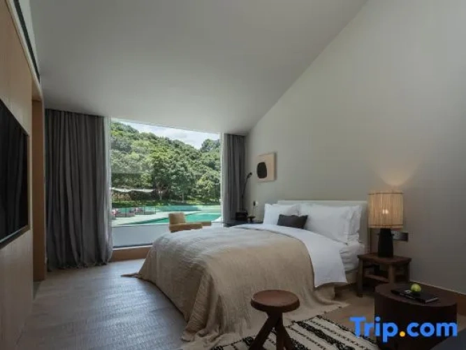 2 Bedrooms Suite