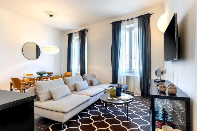 3 Bedrooms Apartment with balcony