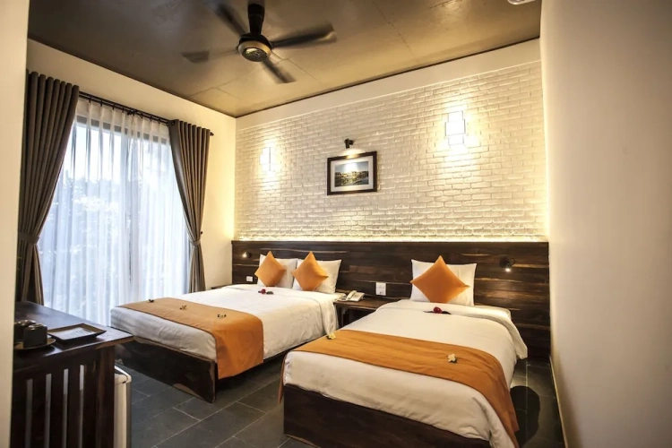 1 Bedroom Executive Triple Family room with balcony