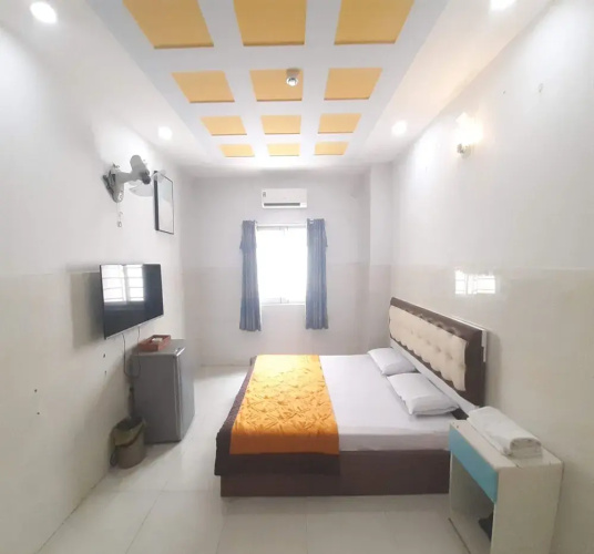Bros Hotel
