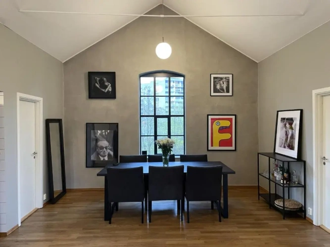 3 Bedrooms Apartment