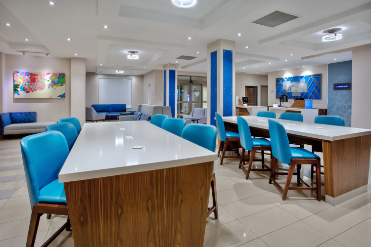 Holiday Inn Express & Suites Kingston Central photo 32