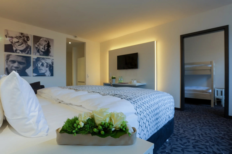 FourSide Plaza Hotel Trier, Trademark Collection by Wyndham