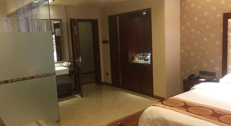 Donghu Mingzhu Hotel