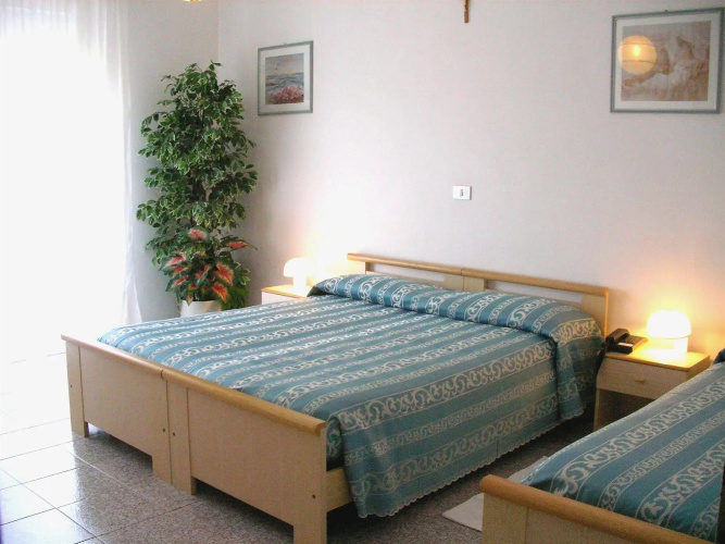 Hotel Trovatore