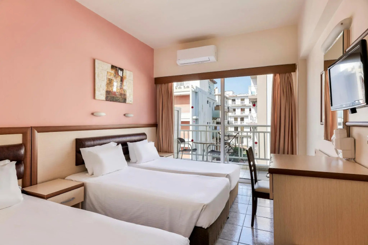 Pearl Hotel