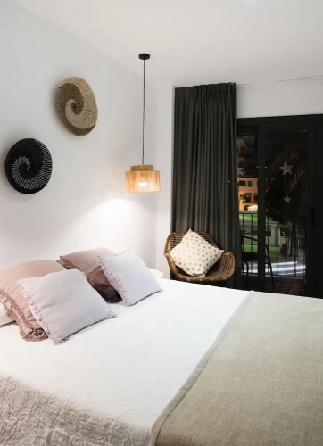Standard Double room with city view