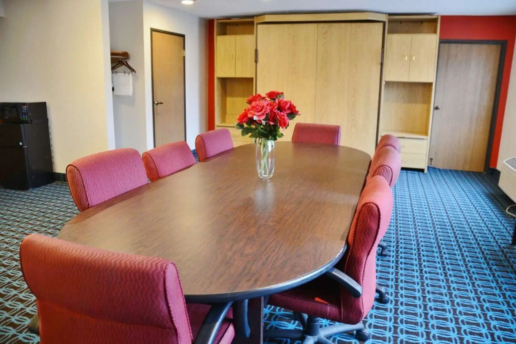 Country Hearth Inn & Suites Kenton