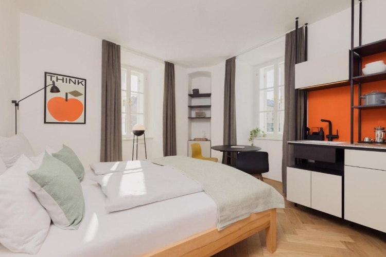 2 Bedrooms Double Apartment