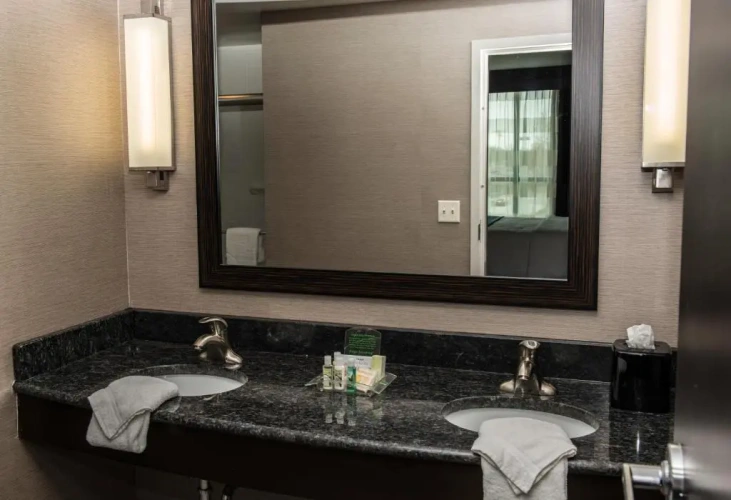 1 Bedroom Double Suite