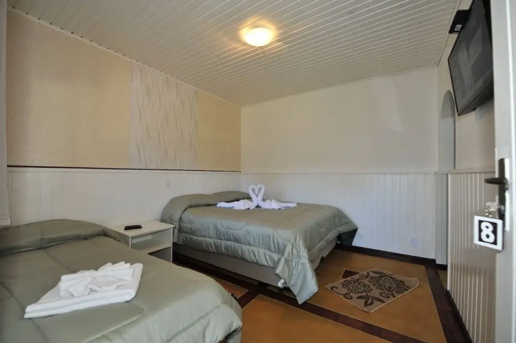 Economy Triple room with mountain view