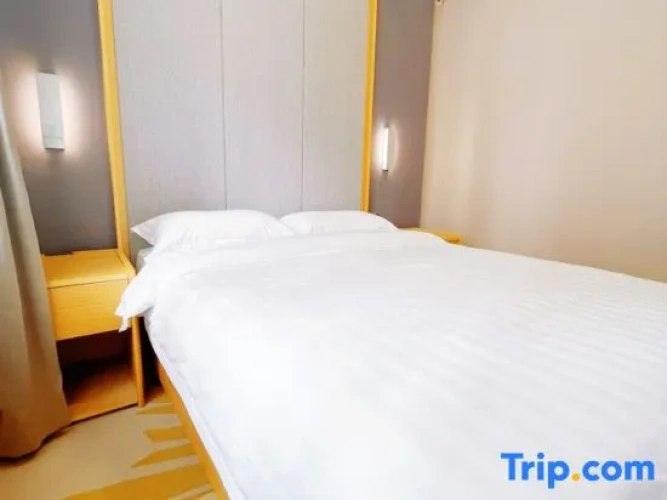 2 Bedrooms Suite
