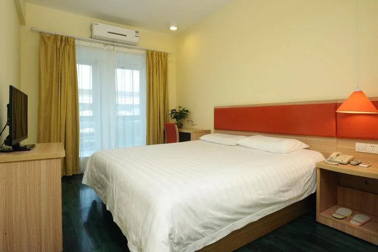 Home Inn Ningde Xiapu Funing Avenue