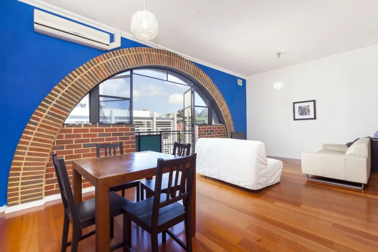 Stylish Inner City Apartment
