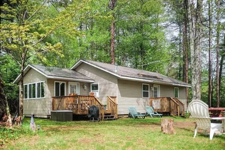 2 Bedrooms Cottage