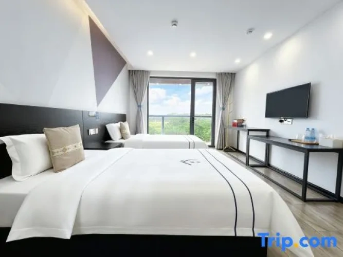 Standard Double room with lake view