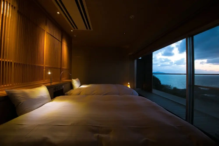Standard Twin room with ocean view