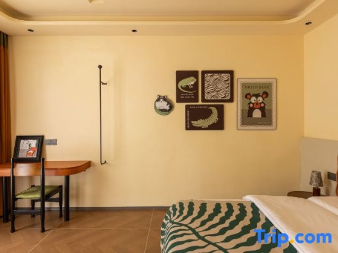 2 Bedrooms Suite