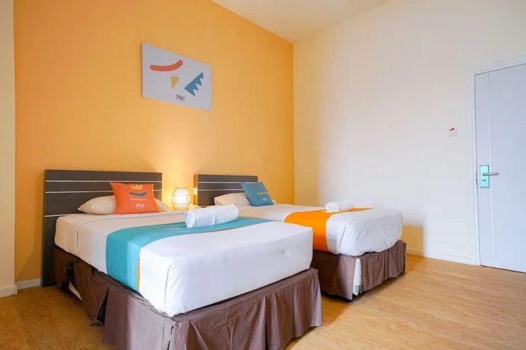 Deluxe Twin room