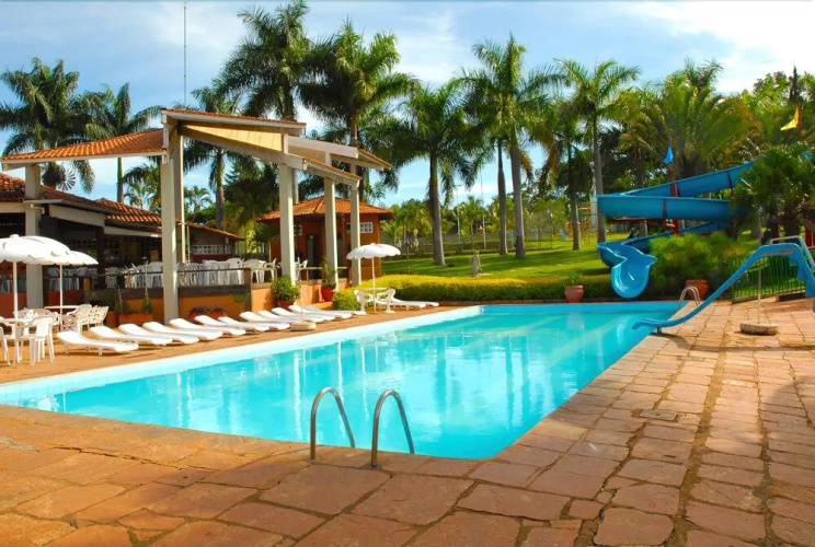Estancia Park Hotel