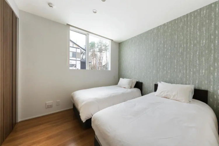 3 Bedrooms Chalet