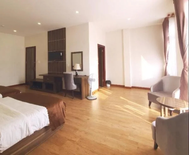 Golden Pine 3 Hotel