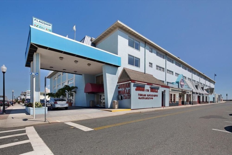 Flagship Oceanfront Hotel
