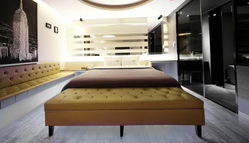 2Heaven Hotel