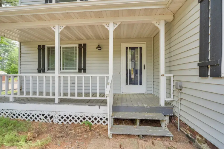 Spacious Home w/ Deck on Lake Chetek!