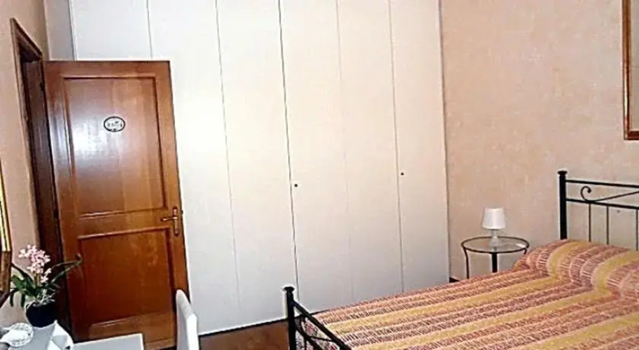 Samantha Holidays
