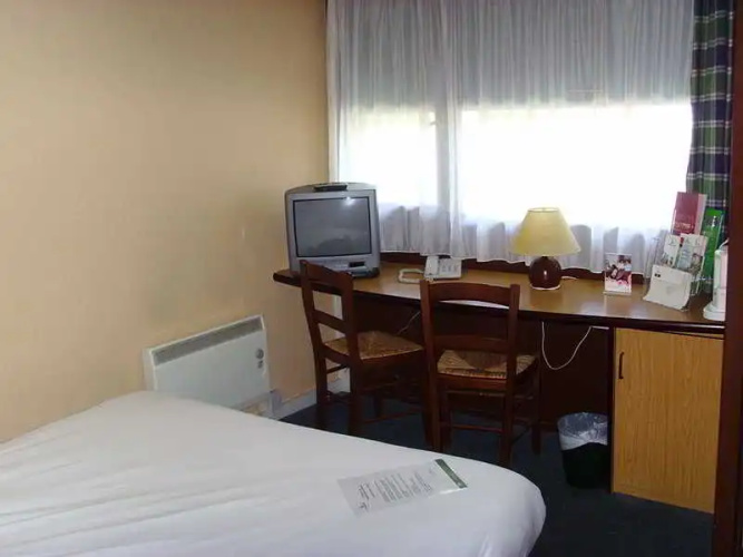 The Hotel Rafiya Redditch
