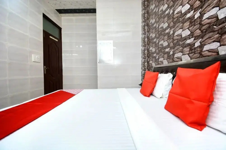 Ms Guest House By OYO Rooms