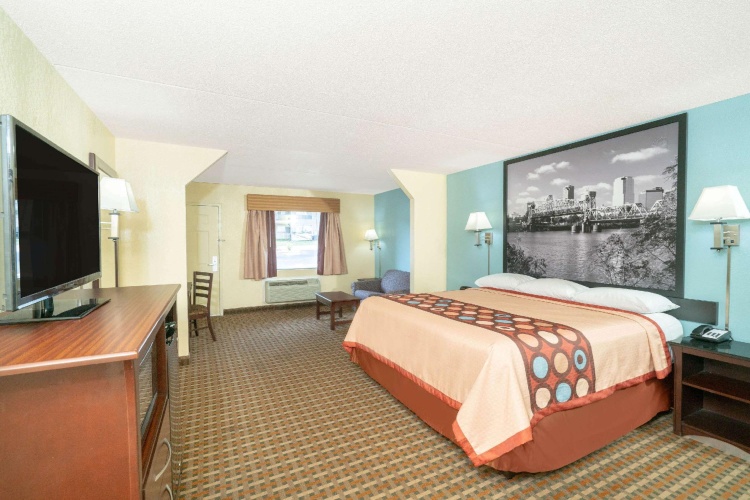 Deluxe Double Suite