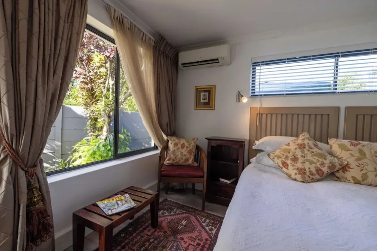 1 Bedroom Standard Family room with garden view