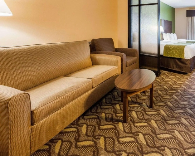 Quadruple Suite