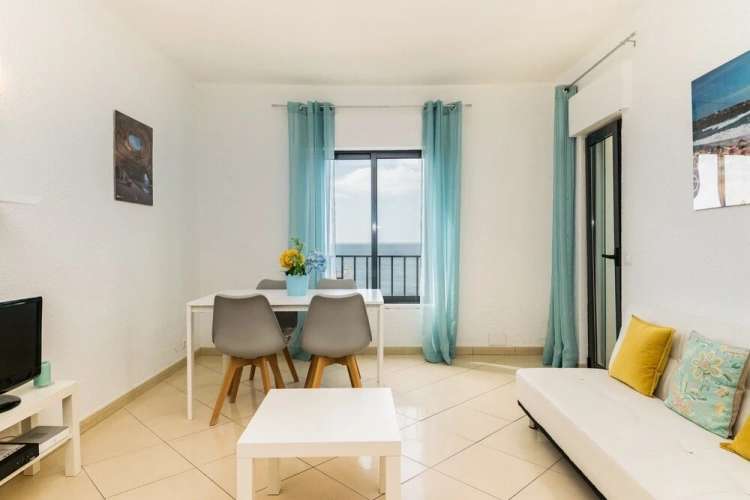 1 Bedroom Apartment with balcony and with ocean view