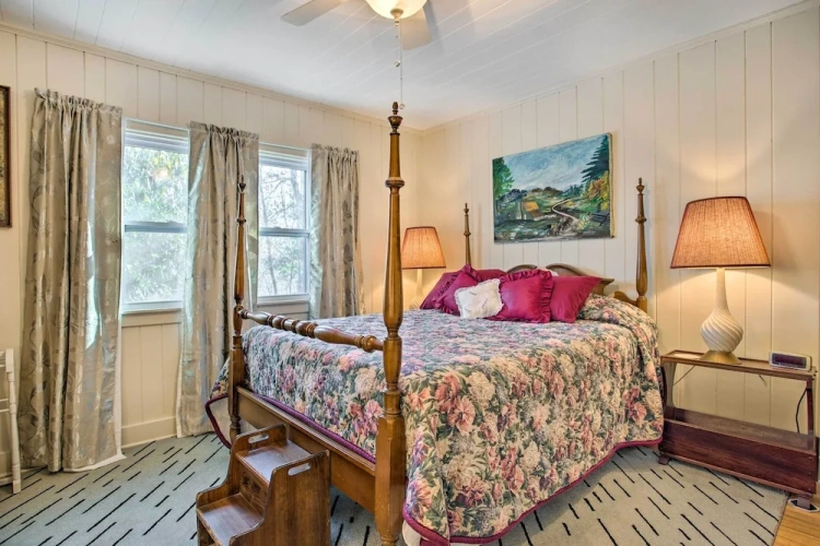 2 Bedrooms Cottage