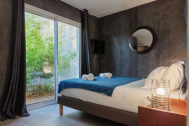 2 Bedrooms Deluxe Suite