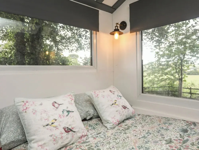 Fron Goch Shepherd's Hut