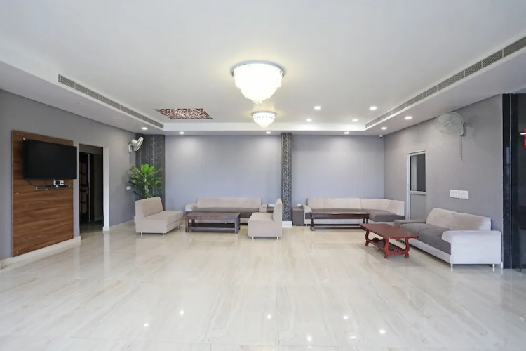 OYO 10249 Hotel Gurukripa