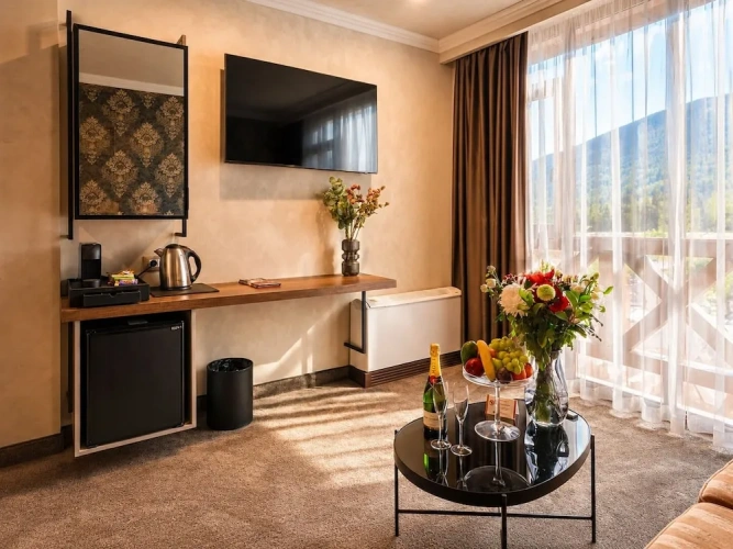 2 Bedrooms Deluxe Apartment with balcony