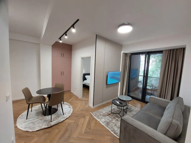 Executive Suites by Modern Living