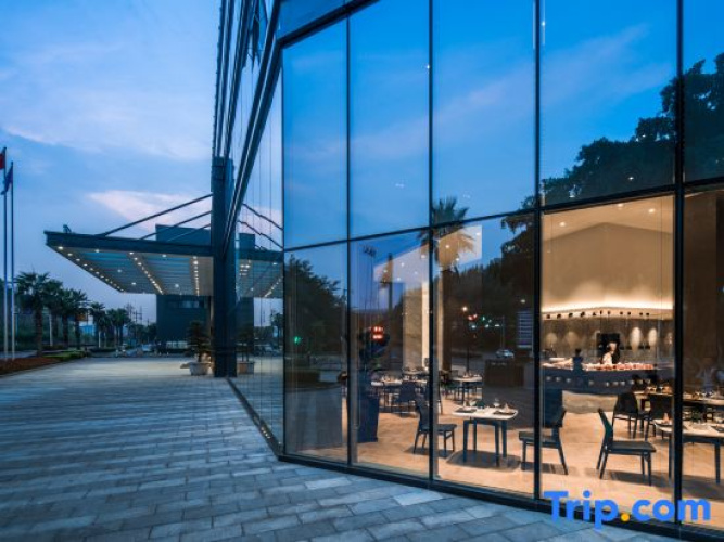 Aolan International Hotel