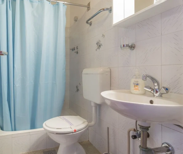 Standard Triple room with balcony