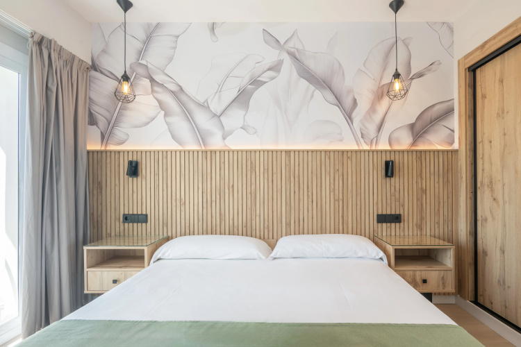 Hotel Parasol by Dorobe