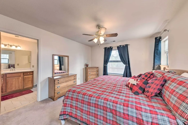 5 Bedrooms Cottage with balcony