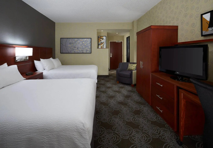 Courtyard by Marriott Montreal Airport